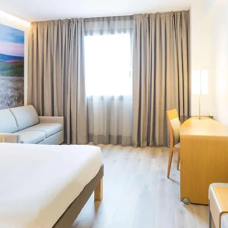 Novotel 4*