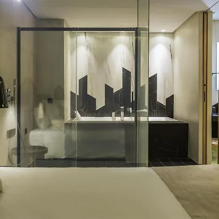 Novotel 4*