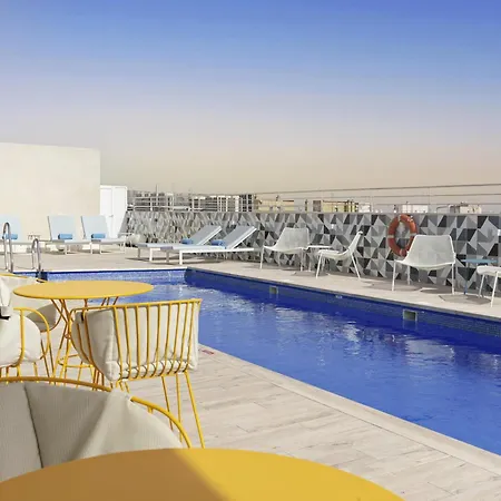 Novotel فندق إشبيلية